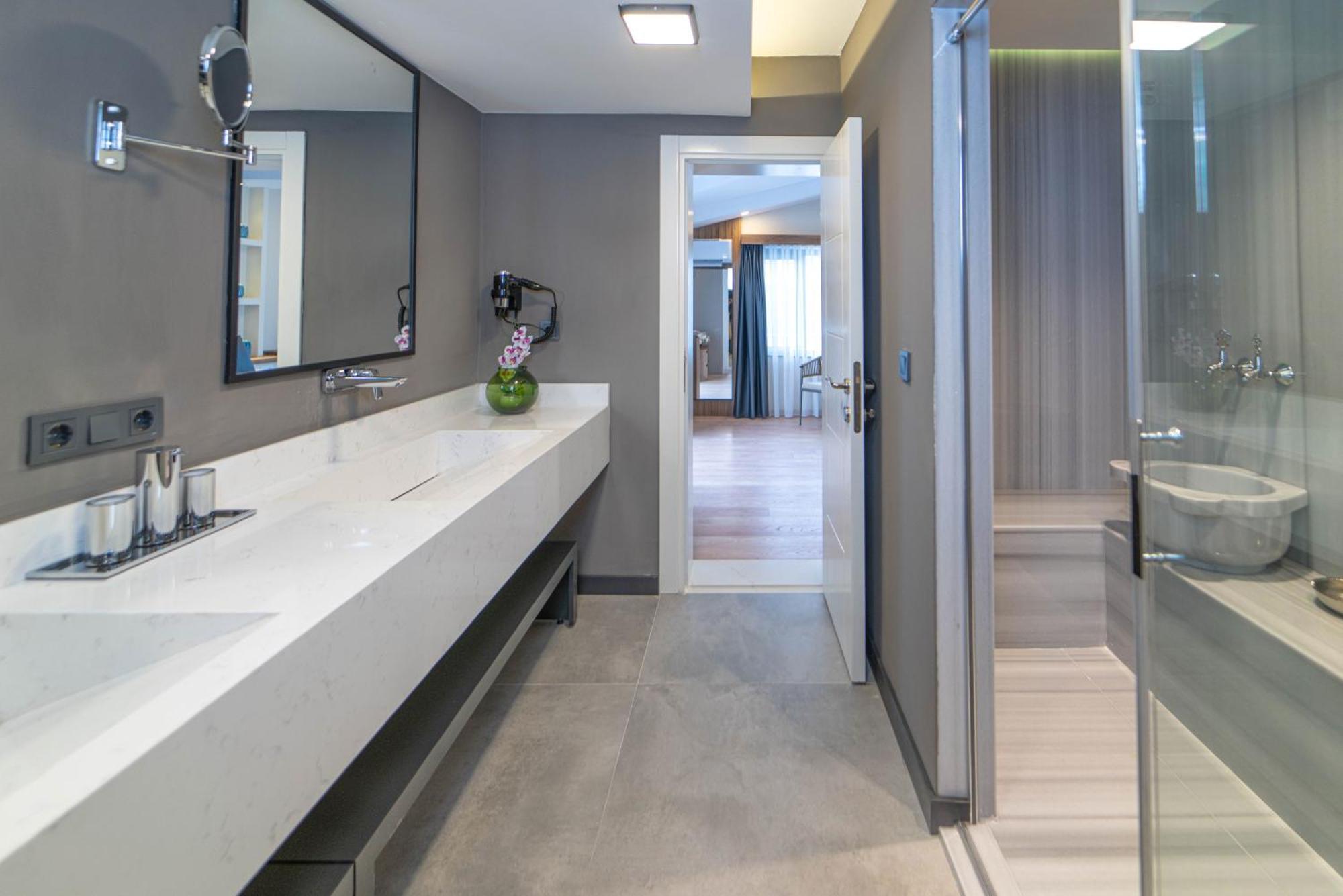 Deniz Boutique Hotel أنطاليا المظهر الخارجي الصورة