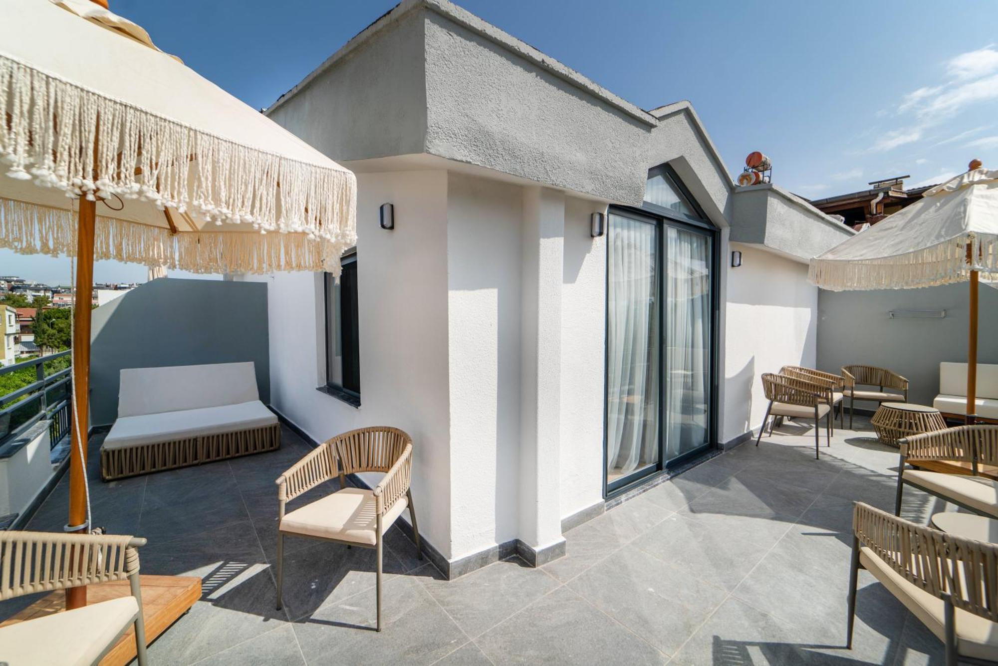 Deniz Boutique Hotel أنطاليا المظهر الخارجي الصورة